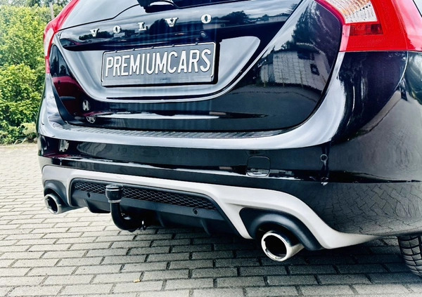 Volvo V60 cena 77900 przebieg: 202762, rok produkcji 2018 z Sztum małe 781